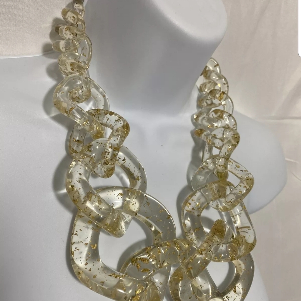 Gold-Accented Chunky Chain Link Statement Necklace